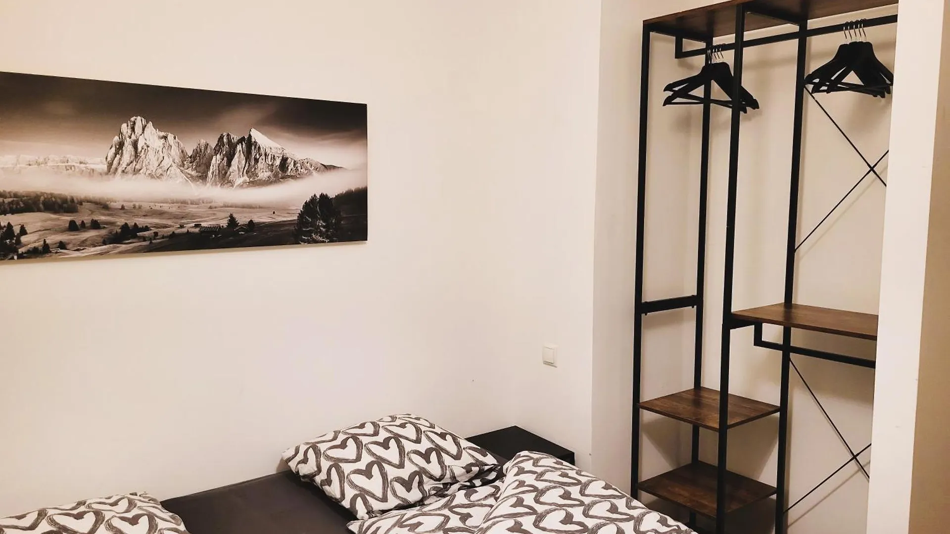 Neulerchenfelder Apartment Wien 0*,